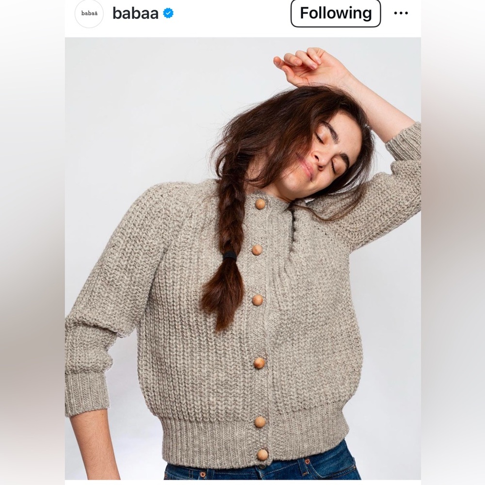 Babaa Cardigan No 5 in Mist - Picture 5 of 7
